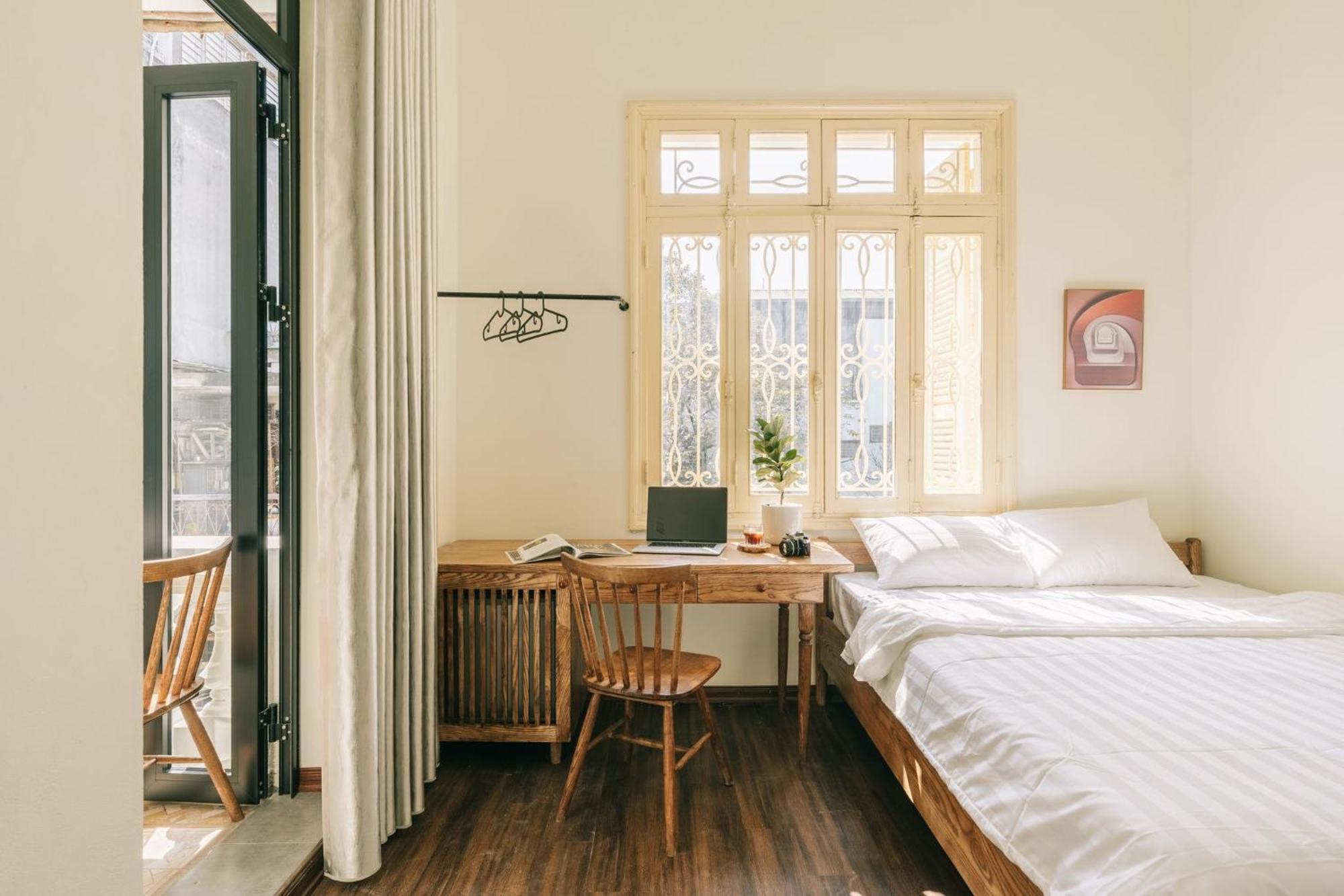 Amber Glow - Cozy Retreat Near Thanh Cong Lake-free Laundry Căn hộ