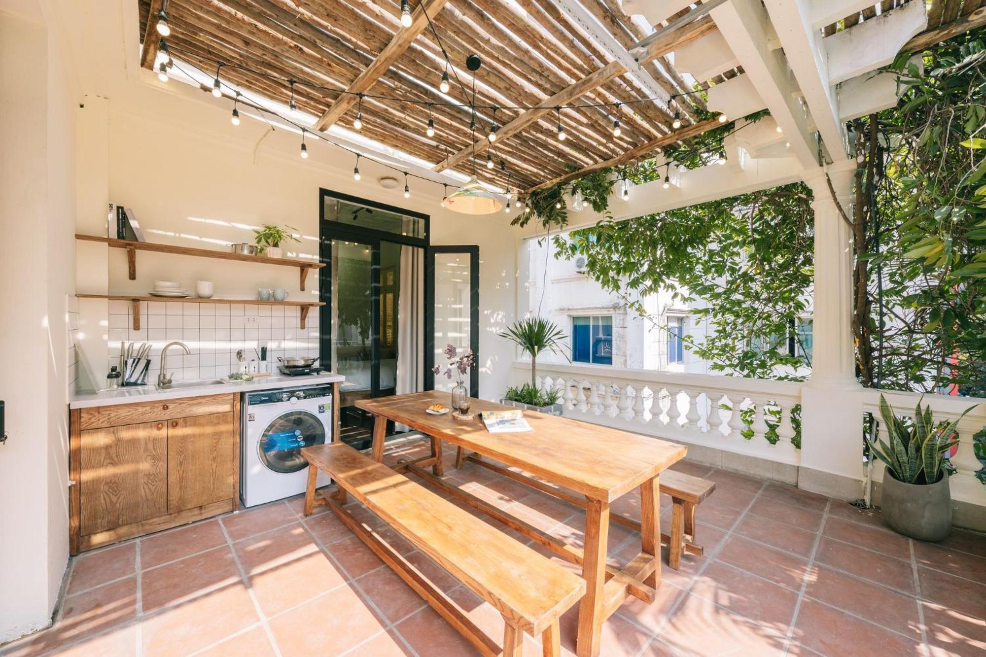 Amber Glow - Cozy Retreat Near Thanh Cong Lake-free Laundry Căn hộ Hà Nội