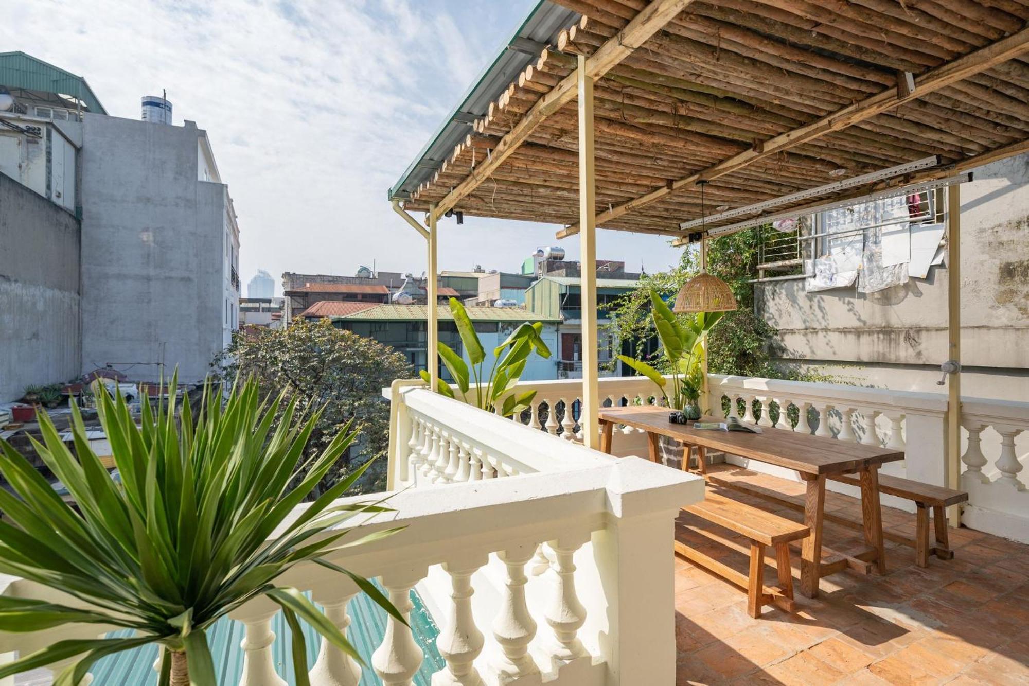 Amber Glow - Cozy Retreat Near Thanh Cong Lake-free Laundry Căn hộ